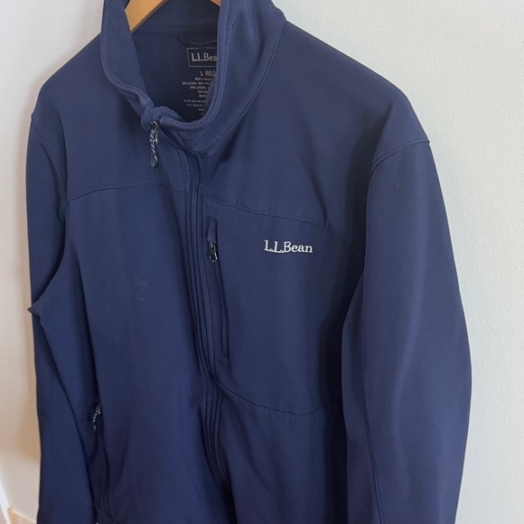 🔵 L.L. Bean Men’s Navy Blue Lined Jacket
Size Large - Picture 3 of 7